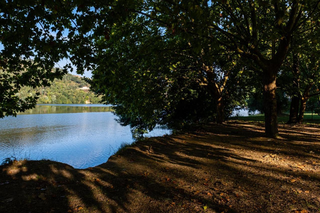 Creaconfort - Casa Do Rio Rio Mau  Kültér fotó